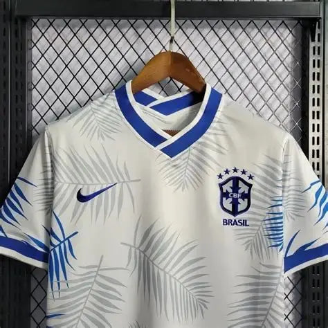Maillot concept feuilles blanches et bleu Brésil FootXStore